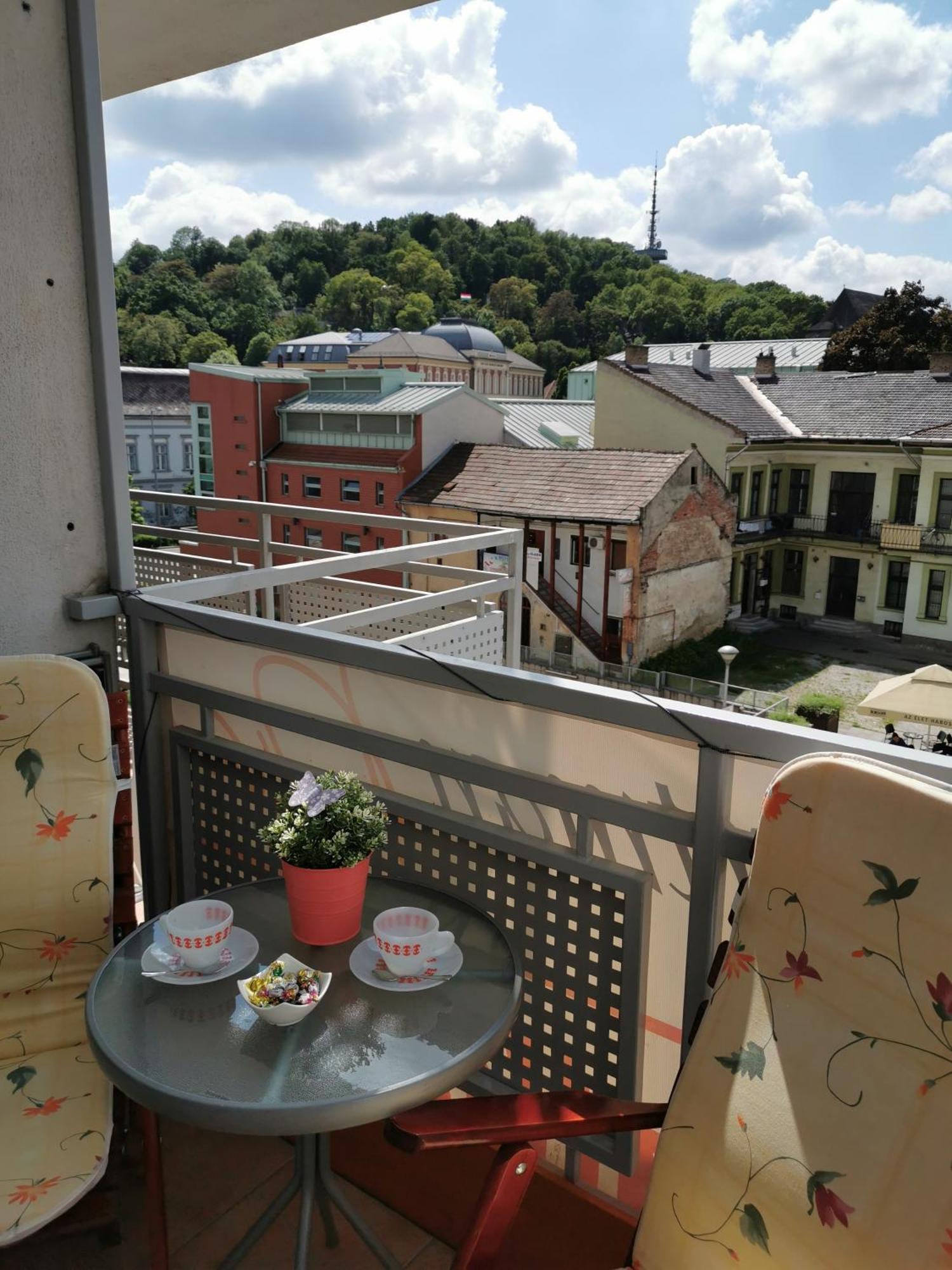 Dia Apartman Miszkolc Zewnętrze zdjęcie