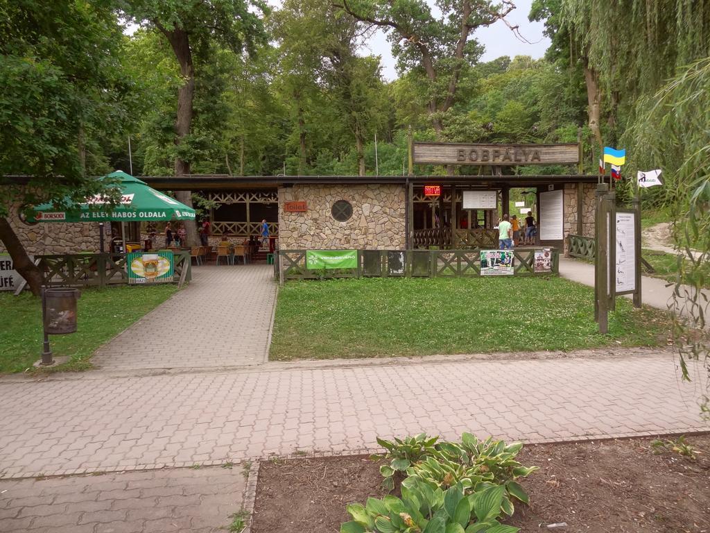 Dia Apartman Miszkolc Zewnętrze zdjęcie