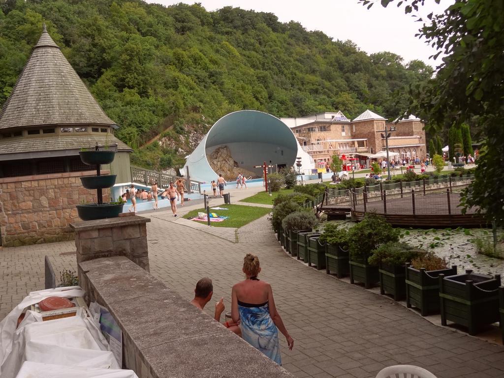 Dia Apartman Miszkolc Zewnętrze zdjęcie